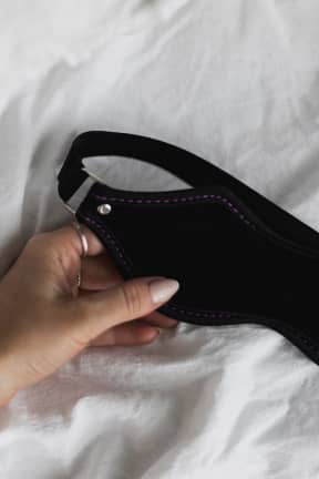 Julklappar för kvinnor Leather Blindfold Black